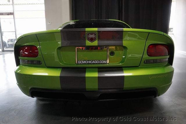 2008 Dodge Viper *Snakeskin Green Pearl* *Graphite Painted Stripes* *1-Owner* - 21559361 - 17