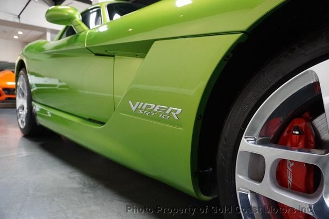 2008 Dodge Viper *Snakeskin Green Pearl* *Graphite Painted Stripes* *1-Owner* - 21559361 - 54