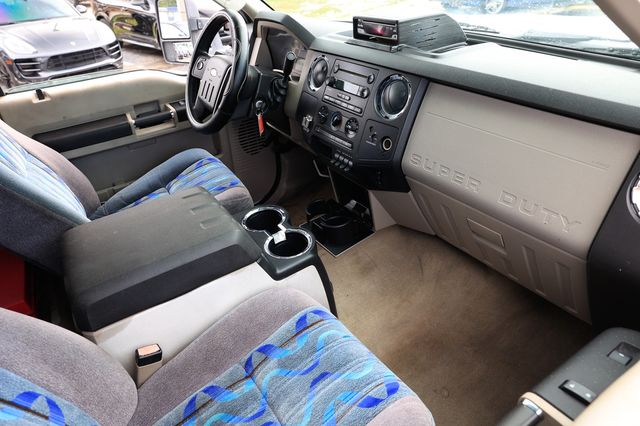2008 Ford Super Duty F-550 DRW 28 Passenger Shuttle - 22902435 - 18