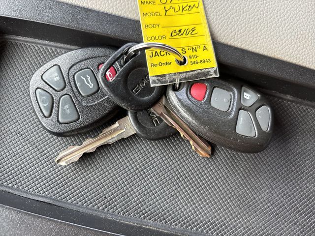 2008 GMC Yukon 2WD 4dr 1500 SLT w/4SA - 22810943 - 27