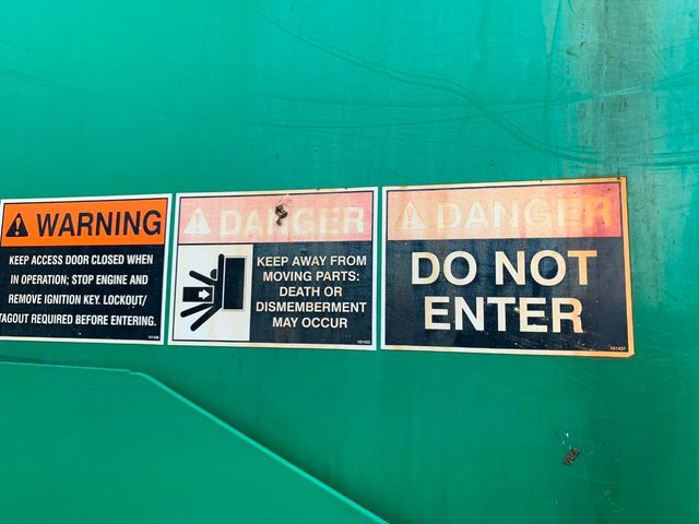 2008 Sterling ACTERRA  REAR LOADER SINGLE HOPPER GARBAGE TRUCK  MECHANIC SPECIAL - 19984361 - 6