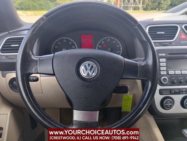 2008 Volkswagen Eos 2dr Convertible DSG Turbo - 22879046 - 19