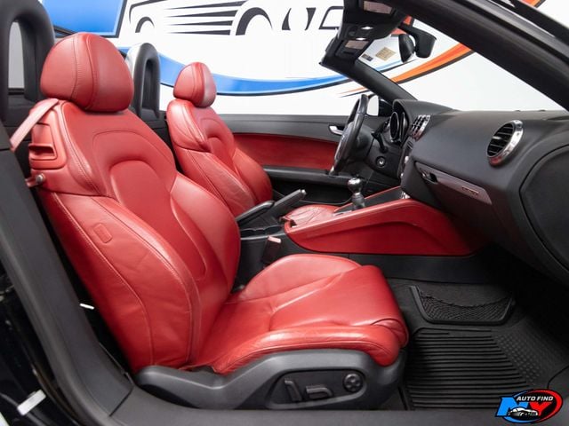 2009 Audi TT Roadster CLEAN CARFAX, CONVERTIBLE, AWD, PRESTIGE, ENHANCED INTERIOR PKG - 22371676 - 13
