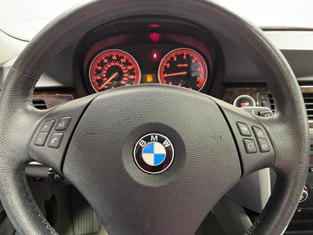 2009 BMW 3 Series 328i xDrive - 22846986 - 10