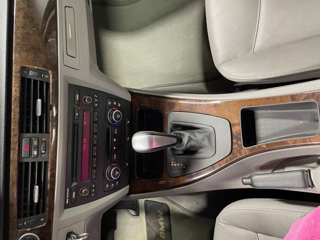 2009 BMW 3 Series 328i xDrive - 22846986 - 12