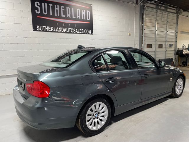 2009 BMW 3 Series 328i xDrive - 22846986 - 4