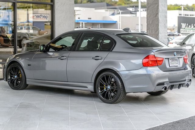 2009 BMW 3 Series 335i xDRIVE - M SPORT - VERY RARE - MUST SEE - 22393989 - 5