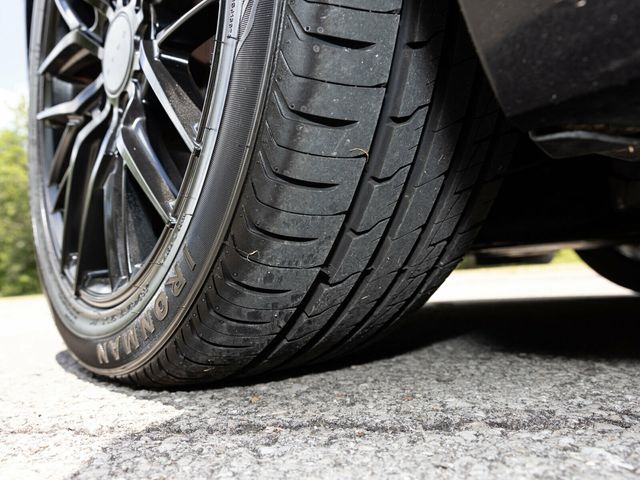 2009 BMW 3 Series New Tires, Recent Major Tune Up, Added Black Optics - 22898657 - 58