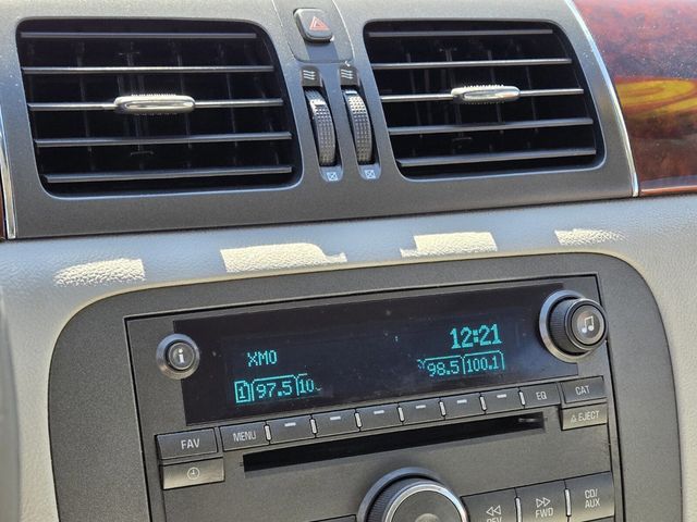 2009 Buick Lucerne 4dr Sedan CXL - 22929944 - 16