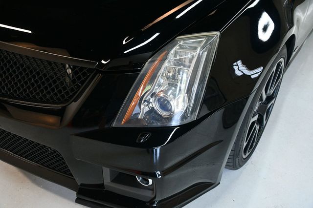2009 Cadillac CTS-V Pano Roof Carfax Certified Extremely Nice Fast Car - 22904346 - 75