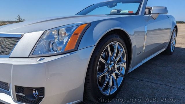 2009 Cadillac XLR-V 2dr Convertible - 22139535 - 29