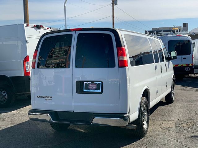 2009 Chevrolet Express Passenger RWD 3500 155" 15 Passenger - 22940195 - 22