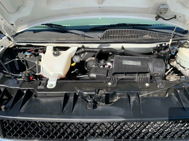 2009 Chevrolet Express Passenger RWD 3500 155" 15 Passenger - 22940195 - 39