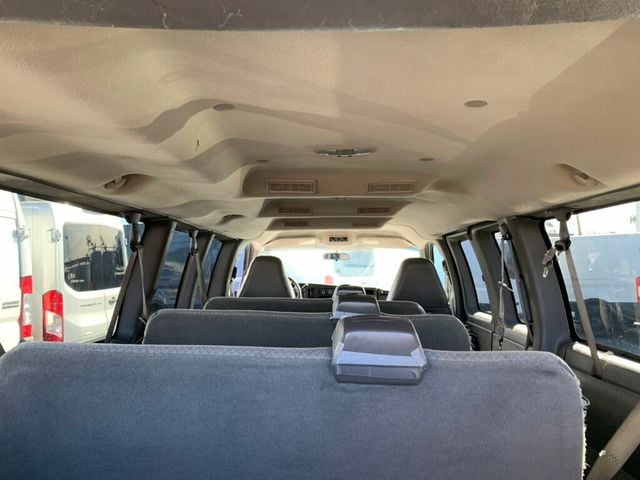 2009 Chevrolet Express Passenger RWD 3500 155" 15 Passenger - 22940195 - 5