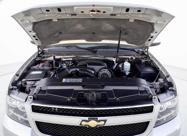 2009 Chevrolet Suburban LT 4x4 4dr SUV w/2LT - 22939816 - 21