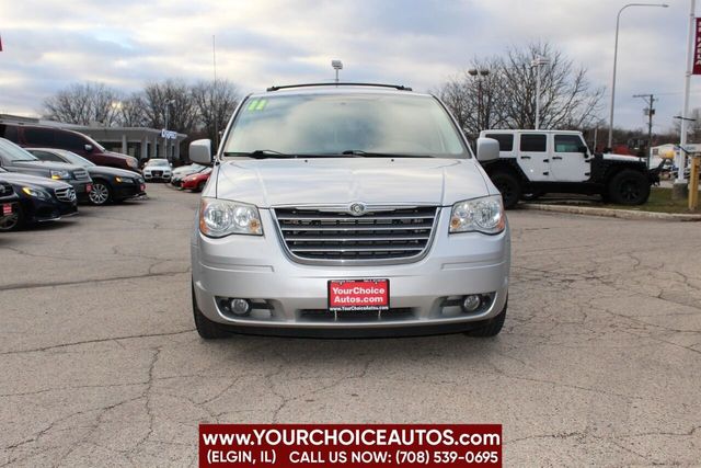 2009 Chrysler Town & Country 4dr Wagon Touring - 22250137 - 7