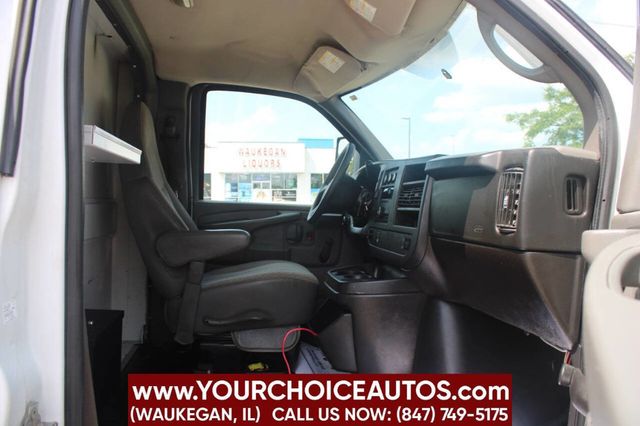2009 GMC Savana 3500 2dr Commercial/Cutaway/Chassis 139 177 in. WB - 22892160 - 10