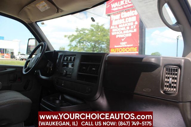 2009 GMC Savana 3500 2dr Commercial/Cutaway/Chassis 139 177 in. WB - 22892160 - 11