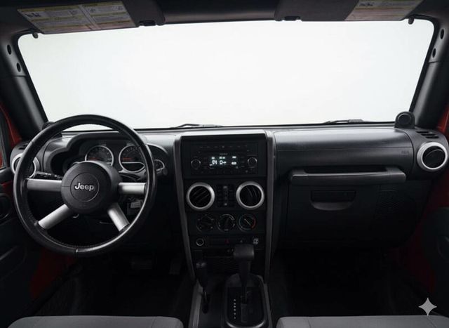 2009 Jeep Wrangler Unlimited Sahara 4x4 4dr SUV - 22936445 - 17