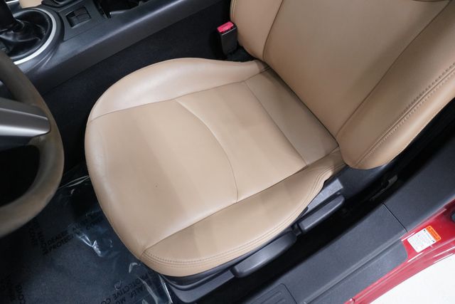 2009 Mazda MX-5 Miata 2dr Convertible PRHT Manual Grand Touring - 22937591 - 13