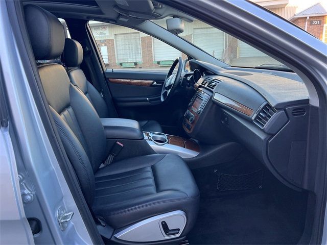 2009 Mercedes-Benz R-Class R350 4MATIC 4dr 3.5L - 22770520 - 19