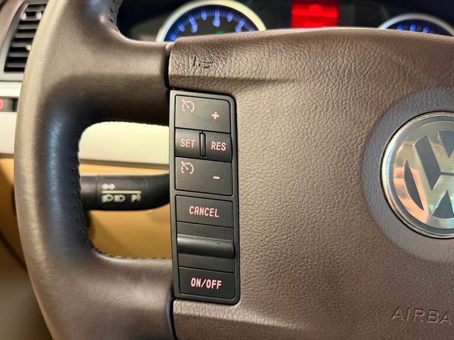 2009 Volkswagen Touareg 2 4dr VR6 - 22932311 - 24