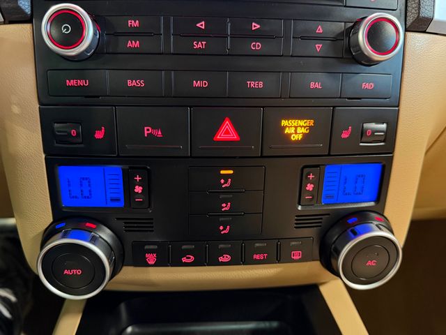 2009 Volkswagen Touareg 2 4dr VR6 - 22932311 - 28