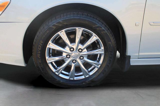 2010 Buick Lucerne 4dr Sedan CXL - 22927045 - 25