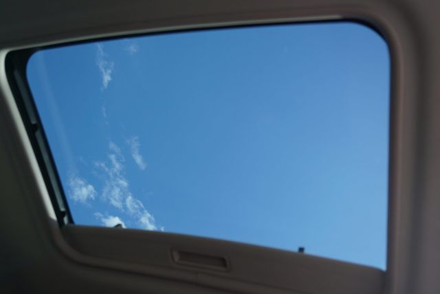 2010 Chevrolet Camaro 2dr Coupe 1SS - 22894381 - 16