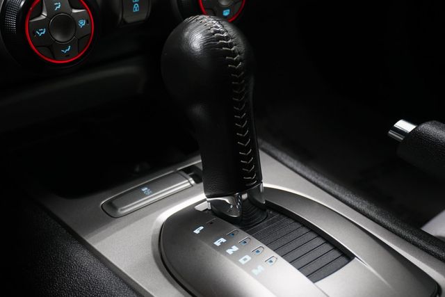 2010 Chevrolet Camaro 2dr Coupe 1SS - 22894381 - 18