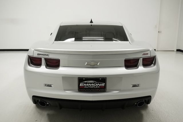 2010 Chevrolet Camaro 2dr Coupe 1SS - 22894381 - 4