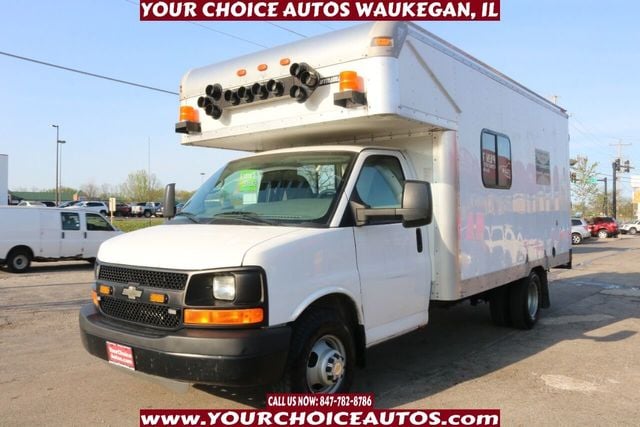 2010 Chevrolet Express Cutaway 3500 2dr Commercial/Cutaway/Chassis 159 in. WB - 21407871 - 0