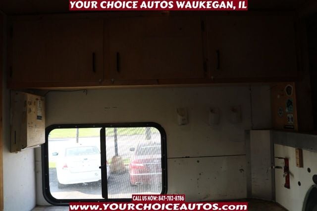 2010 Chevrolet Express Cutaway 3500 2dr Commercial/Cutaway/Chassis 159 in. WB - 21407871 - 12