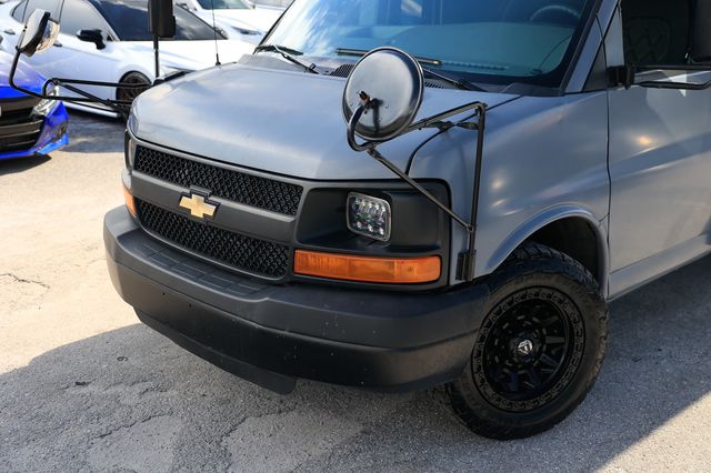 2010 Chevrolet G3500 Limo Conversion - 22898612 - 30