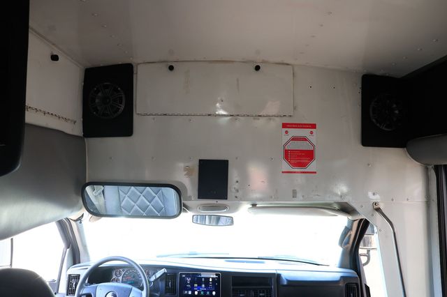 2010 Chevrolet G3500 Limo Conversion - 22898612 - 45