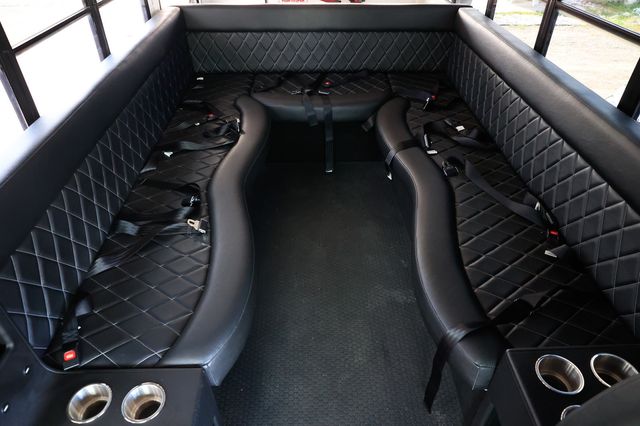 2010 Chevrolet G3500 Limo Conversion - 22898612 - 7