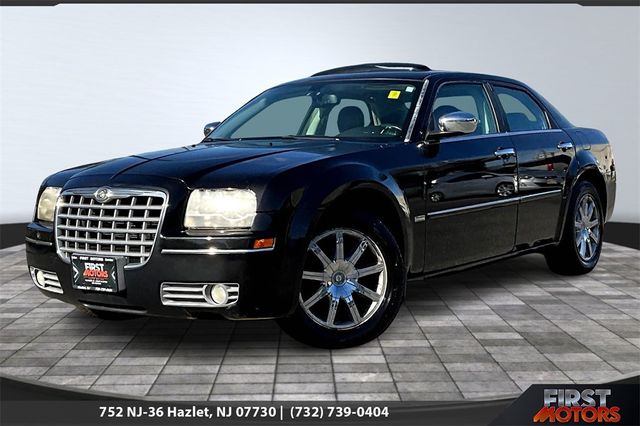 2010 Chrysler 300 4dr Sedan Touring Signature RWD - 22939129 - 0