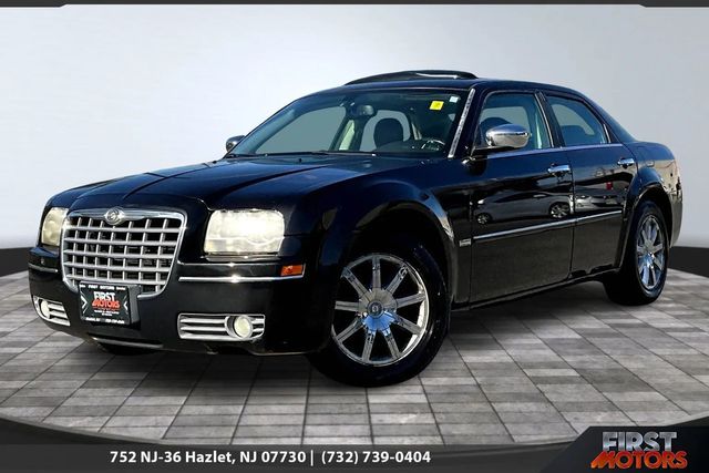 2010 Chrysler 300 4dr Sedan Touring Signature RWD - 22914655 - 0