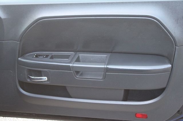 2010 Dodge Challenger 2dr Coupe SE - 22937177 - 14