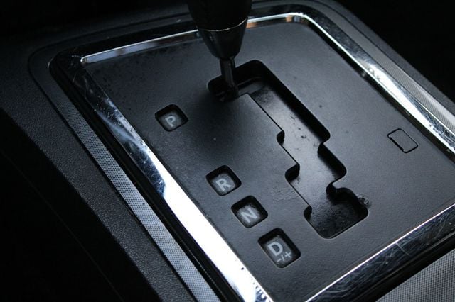 2010 Dodge Challenger 2dr Coupe SE - 22937177 - 15