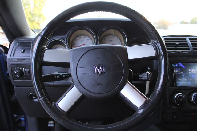 2010 Dodge Challenger 2dr Coupe SE - 22937177 - 18