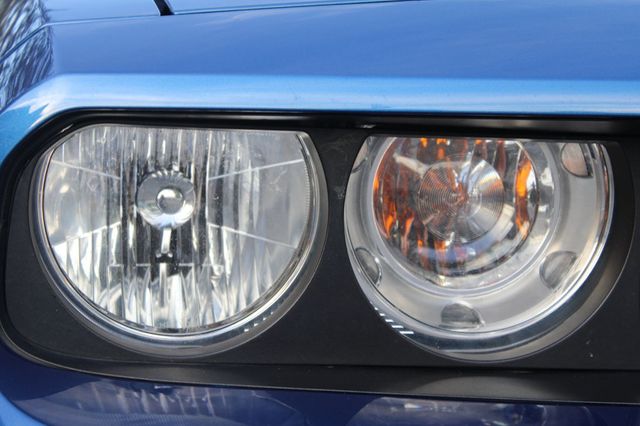 2010 Dodge Challenger 2dr Coupe SE - 22937177 - 26