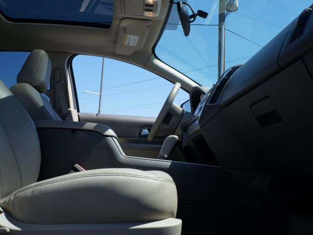 2010 Ford Edge 4dr Limited AWD - 11923065 - 16