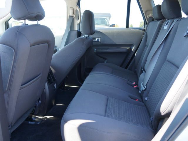 2010 Ford Edge 4dr SE FWD - 11960092 - 5