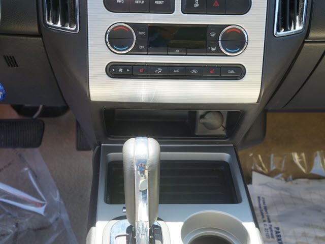 2010 Ford Edge 4dr SEL FWD - 11931275 - 8