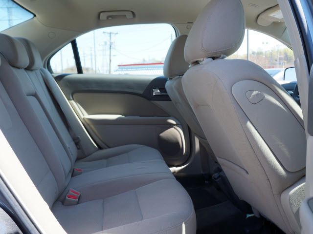 2010 Ford Fusion 4dr Sdn Hybrid FWD - 11911582 - 16
