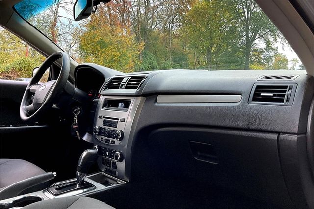 2010 Ford Fusion 4dr Sedan SE FWD - 22938403 - 11