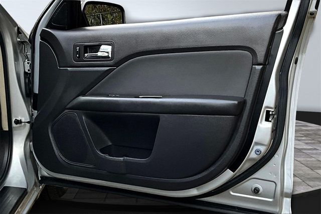 2010 Ford Fusion 4dr Sedan SE FWD - 22938403 - 15