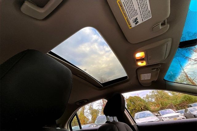 2010 Ford Fusion 4dr Sedan SE FWD - 22938403 - 31