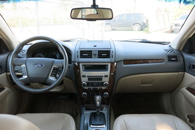 2010 Ford Fusion 4dr Sedan SEL FWD - 22927420 - 18